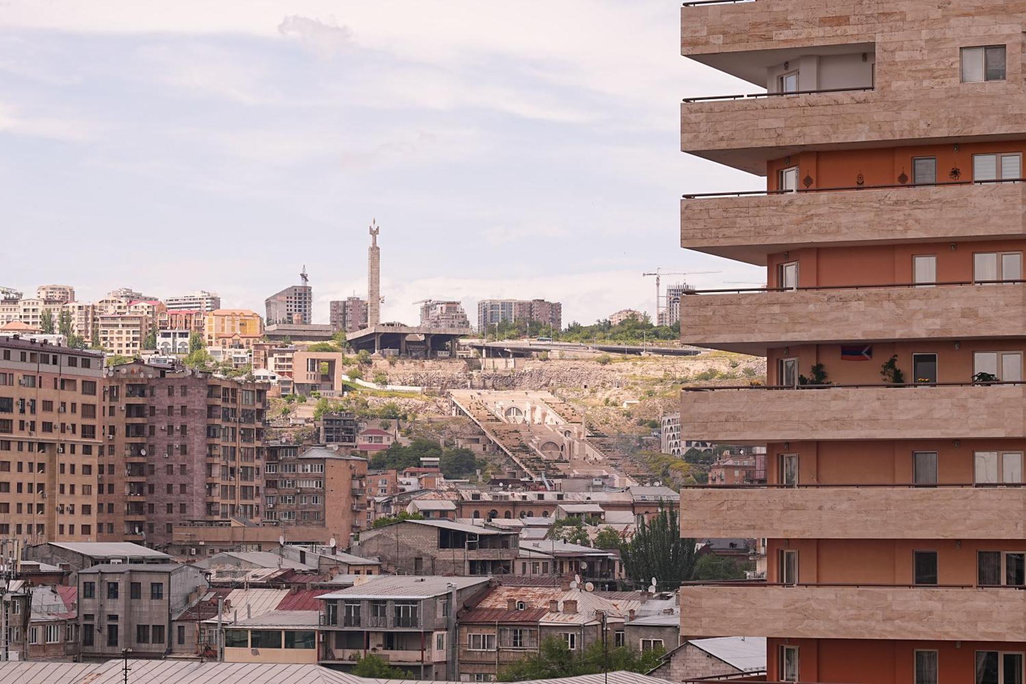 Sweet Home Apart-Hotel Yerevan Exterior photo